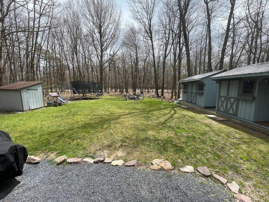 Modern Home Near Lake W Hottub, Game Room, Fireplace Albrightsville エクステリア 写真