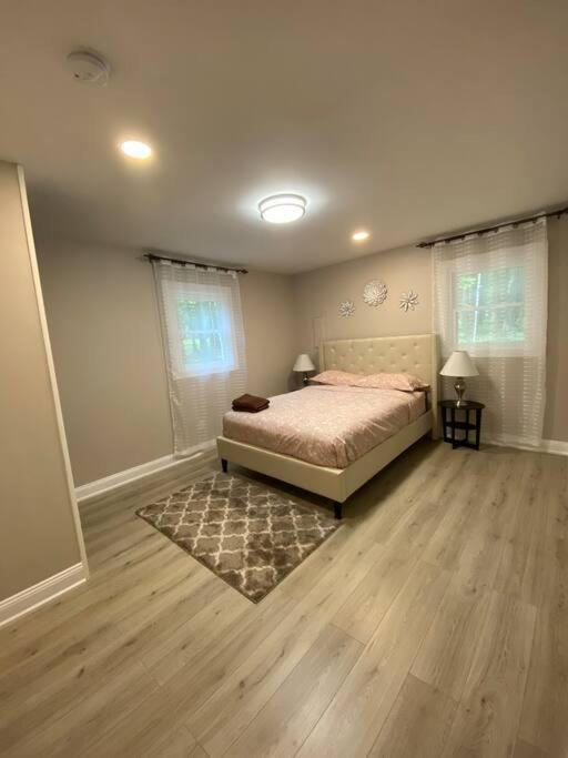 Modern Home Near Lake W Hottub, Game Room, Fireplace Albrightsville エクステリア 写真
